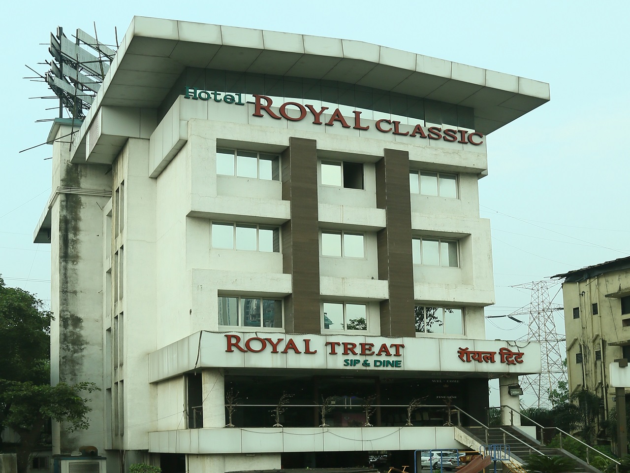 Book Hotel Royal Classic Thane at best rates on thebudgetstay.com